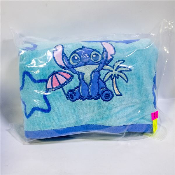 STITCH KIDS BEACH TOWEL BLUE 34 X 63"