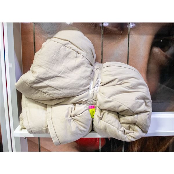 PURE EARTH COMFORTER KING SIZE 300 THREAD COUNT