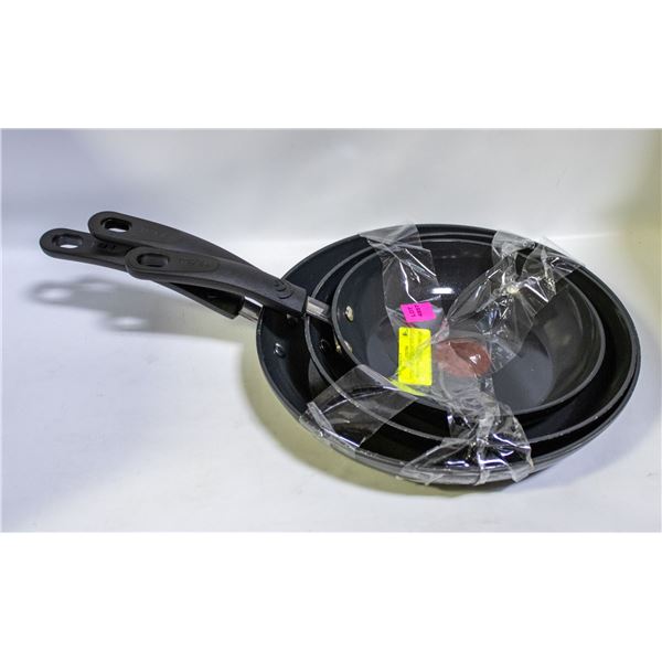 T-FAL 3 PIECE CERAMIC NON STICK SKILLET SET BLACK