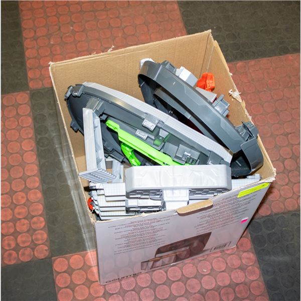 REPACKED HOT WHEELS RACING GRAND PRIX PLAY SET