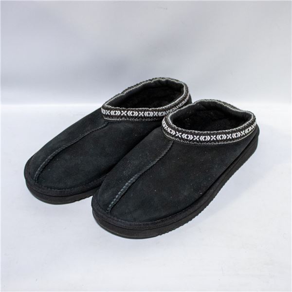 KIRKLAND SHEARLING SLIPPER UNISEX BLACK SIZE 9