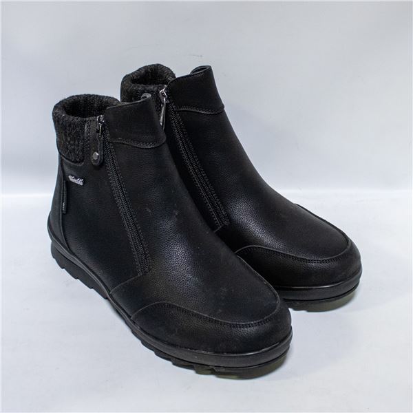 BAG OF BLONDO WOMENS WINTER BOATS BLACK SIZE 10