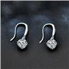 Image 1 : 1 CT GRA CERTIFIED EAR HOOKS STYLE ROUND BRILLIANT