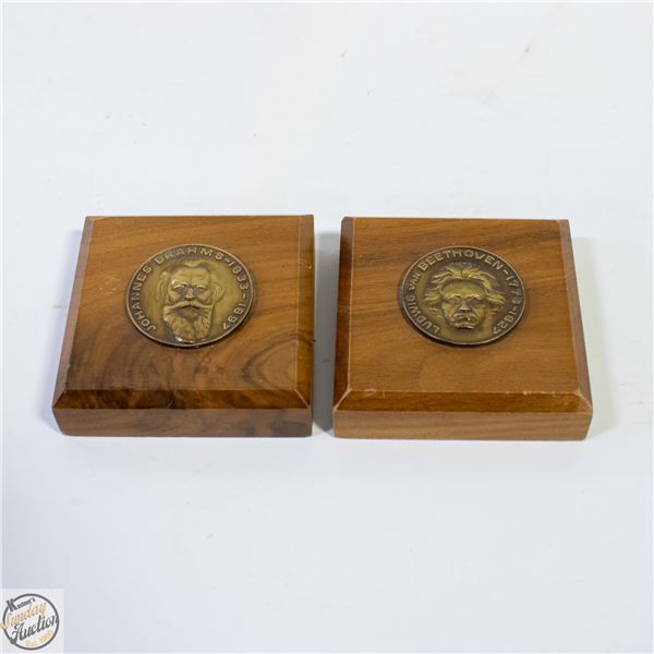 VINTAGE 2 MEDALLIONS LUDWIG