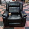 Image 1 : NEW AMERICAN GOOSE BLK LEATHERETTE POWER RECLINER