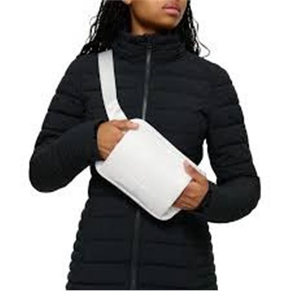 NEW LOLE HAND WARMER BELT BAG WHITE