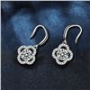 Image 2 : 2 CT GRA CERTIFIED CLOVER STYLE ROUND BRILLIANT