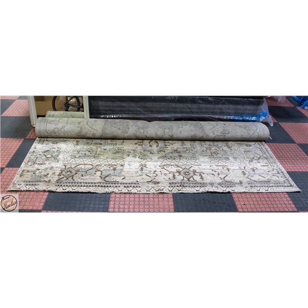 8' X 10' COSTCO RUG