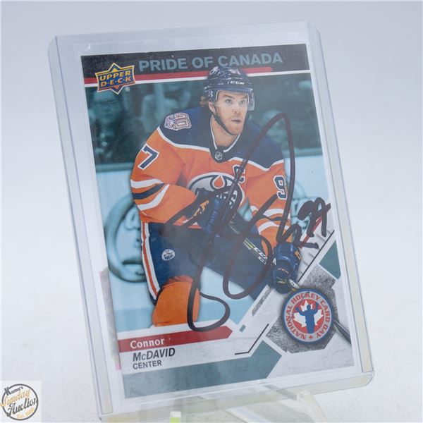 CONNOR MCDAVID SIGNED SPORTS CARD