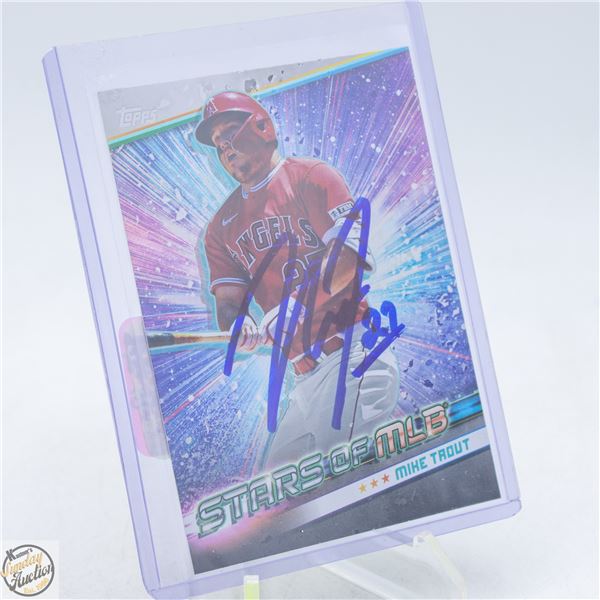 MIKE TROUT SIGNED SPORTS CARD