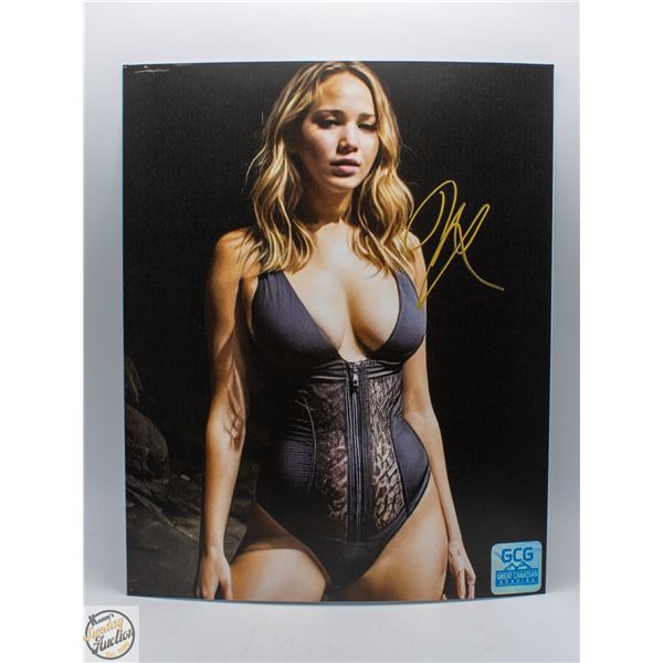 JENNIFER LAWRENCE SIGNED PHOTO W/COA