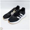 Image 1 : NEW ADIDAS BLACK SIZE 6
