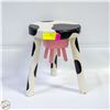 Image 1 : WOOD DAIRY-COW THEME STOOL
