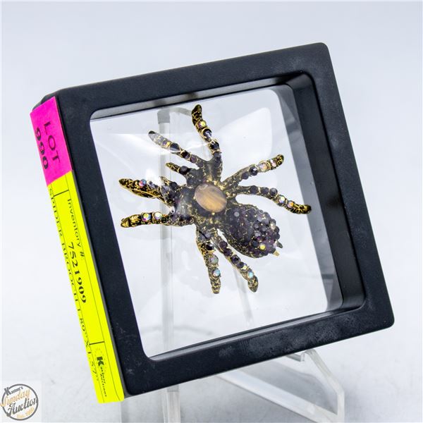 NEW SPIDER BROOCH 1.89”X1.57” CAT’S EYE