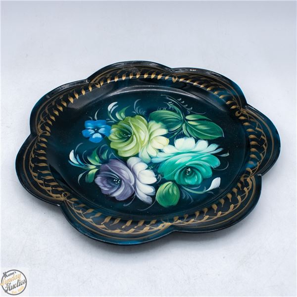 HAND PAINTED ZHOSTOVO RUSSIAN TRAY