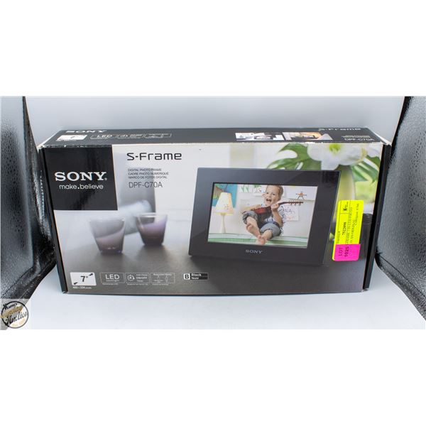 SONY S-FRAME 7 IN LED PHOTO FRAME IN