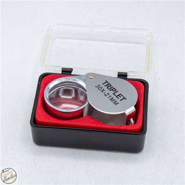 #4210-JEWELLERS LOUPE TRIPLET 30 X 21 MM