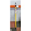 Image 1 : 4-8 FOOT TELESCOPING PAINTERS POLE
