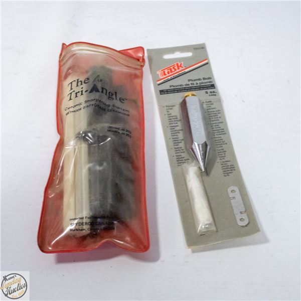 NEW SEALED TASK 5 OZ PLUM BOB WITH SPYDERCO