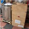 Image 3 : BRAND NEW 150L AUTOCLAVE UNIT 240V SINGLE PHASE