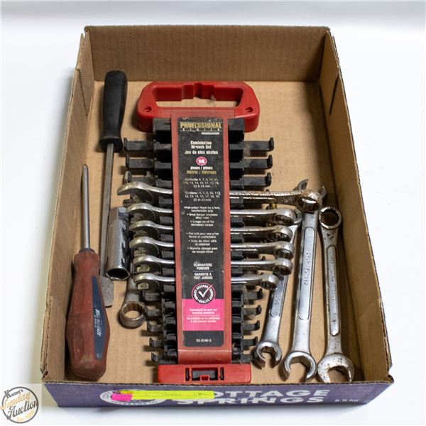 FLAT OF ESTATE HAND TOOLS