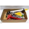 Image 1 : BOX W/ 4 CAULKING GUNS