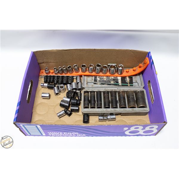 FLAT OF ASSORTED SOCKETS INCLUDING