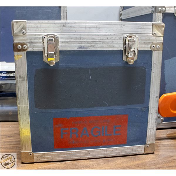 DURABLE SHIPPING CASE: H 16" W 11" L 16"