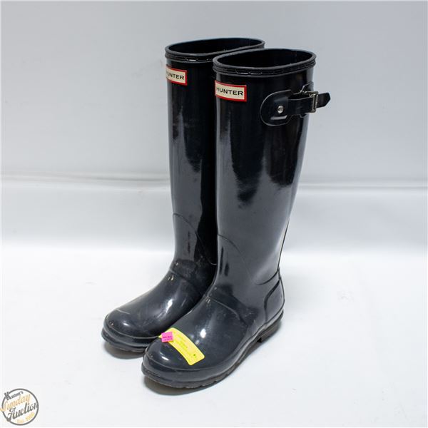 HUNTER RUBBER BOOTS SIZE 6