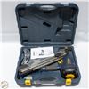Image 1 : MASTERCRAFT AIR-POWERED FRAMING NAILER