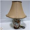 Image 1 : VINTAGE CERAMIC TABLE LAMP W/SHADE