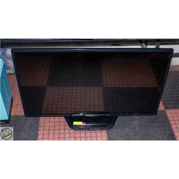 LG TELEVISION WITH REMOTE MODEL 42LN5700-UH 44"