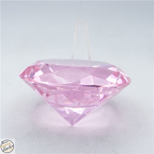 GLASS DIAMOND SHAPED PAPER WEIGHT