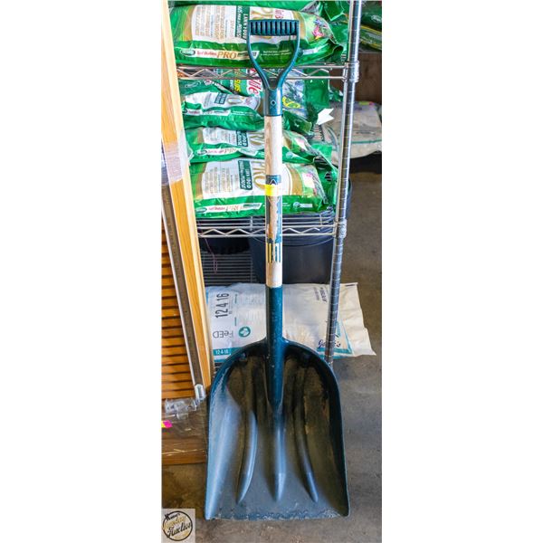 LARGE SNOW SHOVEL