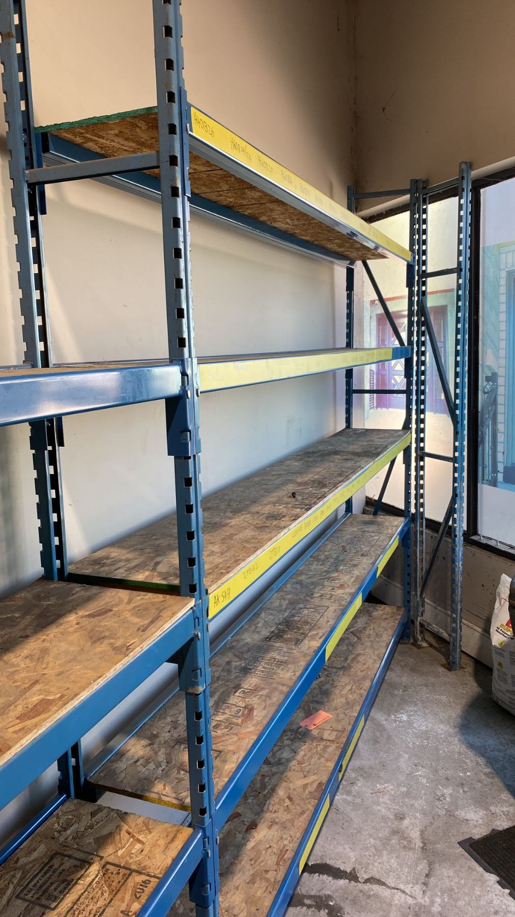 Blue Upright Racking BLUE METAL SHELF RACKING 4- 8' UPRIGHTS, 18- 8' SIDE RAILS WITH WOODEN ...