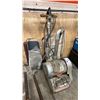Image 3 : SILVER LINE SL-8 HEAVY DUTY DRUM FLOOR SANDER WITH EXTRA SANDPAPER