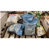 Image 1 : PALLET OF ICE MELT, CONCRETE MIX, GRANULATED SALT, CEDAR MULCH & CONCRETE ADHESIVE