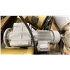 Image 6 : PALLET OF ASSORTED INDUSTRIAL ELECTRIC MOTORS