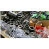Image 5 : PALLET OF ASSORTED METAL INDUSTRIAL ROLLER CHAIN SPROCKETS, BEARINGS, GEARS & MORE