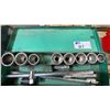 Image 2 : 2 INDUSTRIAL JUMBO SOCKET SETS WITH 1" RATCHET & EXTENSION