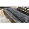 Image 3 : GROUP OF APPROX 8 PCS OF ASSORTED SIZED FIBERGRATE