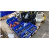 Image 2 : PALLET OF ASSORTED PVC PIPE FITTINGS & HARDWARE
