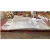 Image 1 : PALLET OF ASSORTED PLASTIC SHEETING MATERIAL