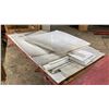 Image 2 : PALLET OF ASSORTED PLASTIC SHEETING MATERIAL