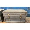 Image 3 : 2 HUOT GREY METAL BENCH TOP DRILL BIT STORAGE CABINETS WITH ASSORTED DRILL BIT CONTENTS