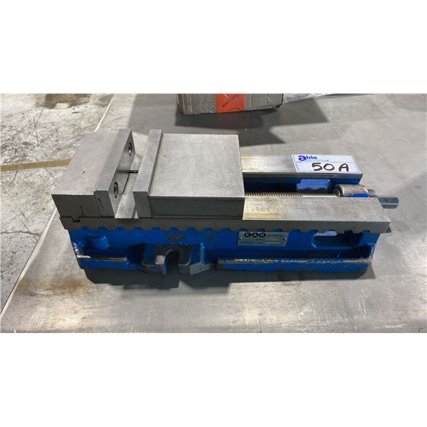 KAR MODEL 27.706 5 MILLING MACHINE VISE (NO HANDLE)