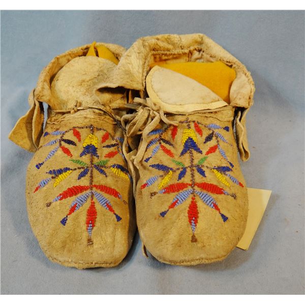 Santee Sioux beaded moccasins