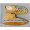 Image 2 : Child's moccasins