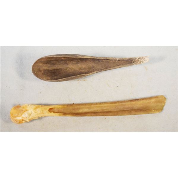 2 pcs: Buffalo horn scoop & Buffalo rib fleshing tool