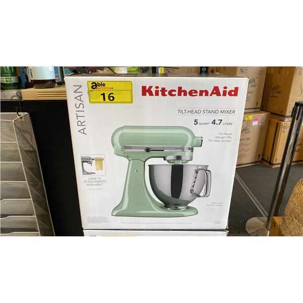 KITCHENAID MODEL KSM150PSPT. ARTISAN 5 QUART 4.7L ELECTRIC COUNTERTOP TILT-HEAD STAND MIXER